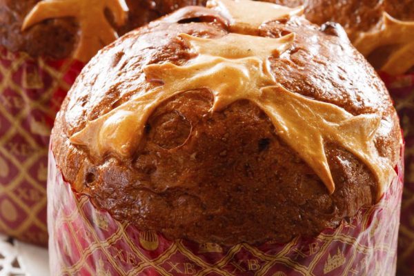 Пекла кремлевский кулич на Пасху, хочу посвятить ему отдельную статью