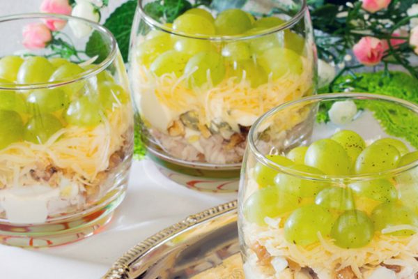 Рецепт французского салата с ананасами