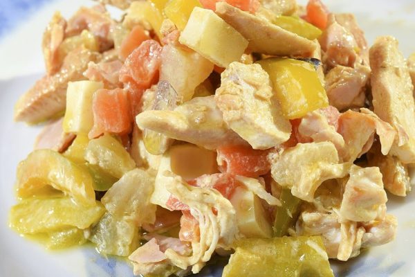 Гости крутят носом, когда подаю оливье на стол, нашла для них новый салат «Буковина»