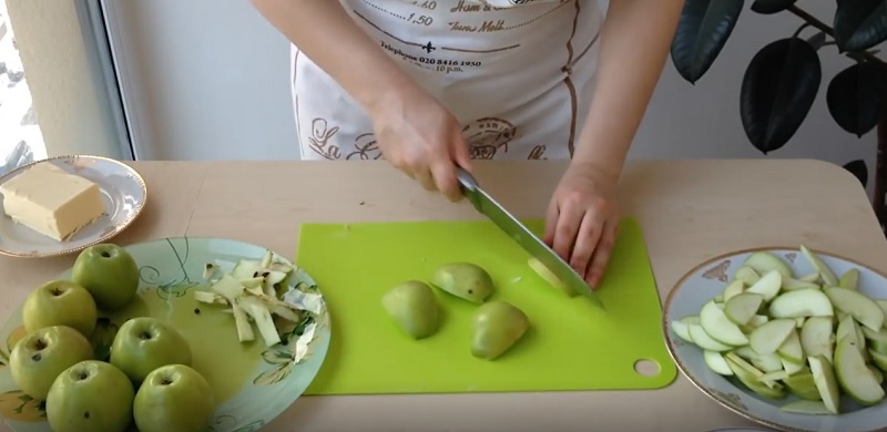 штрудель с яблоками