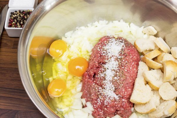 Рецепт сочных куриных котлет «Мон шер»