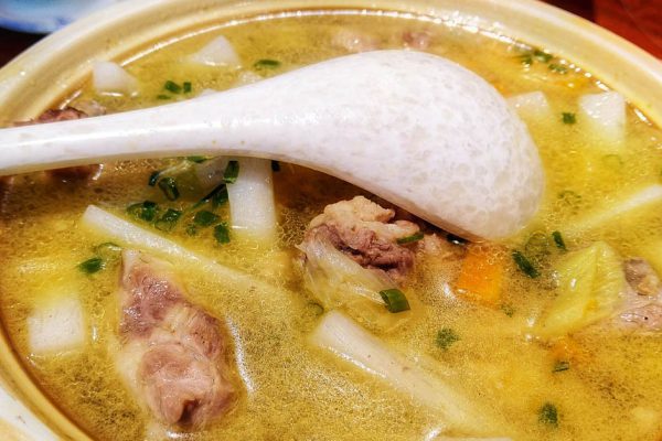 Знаменитый рассольник без соленых огурцов и перловки, чтобы добавки просили все