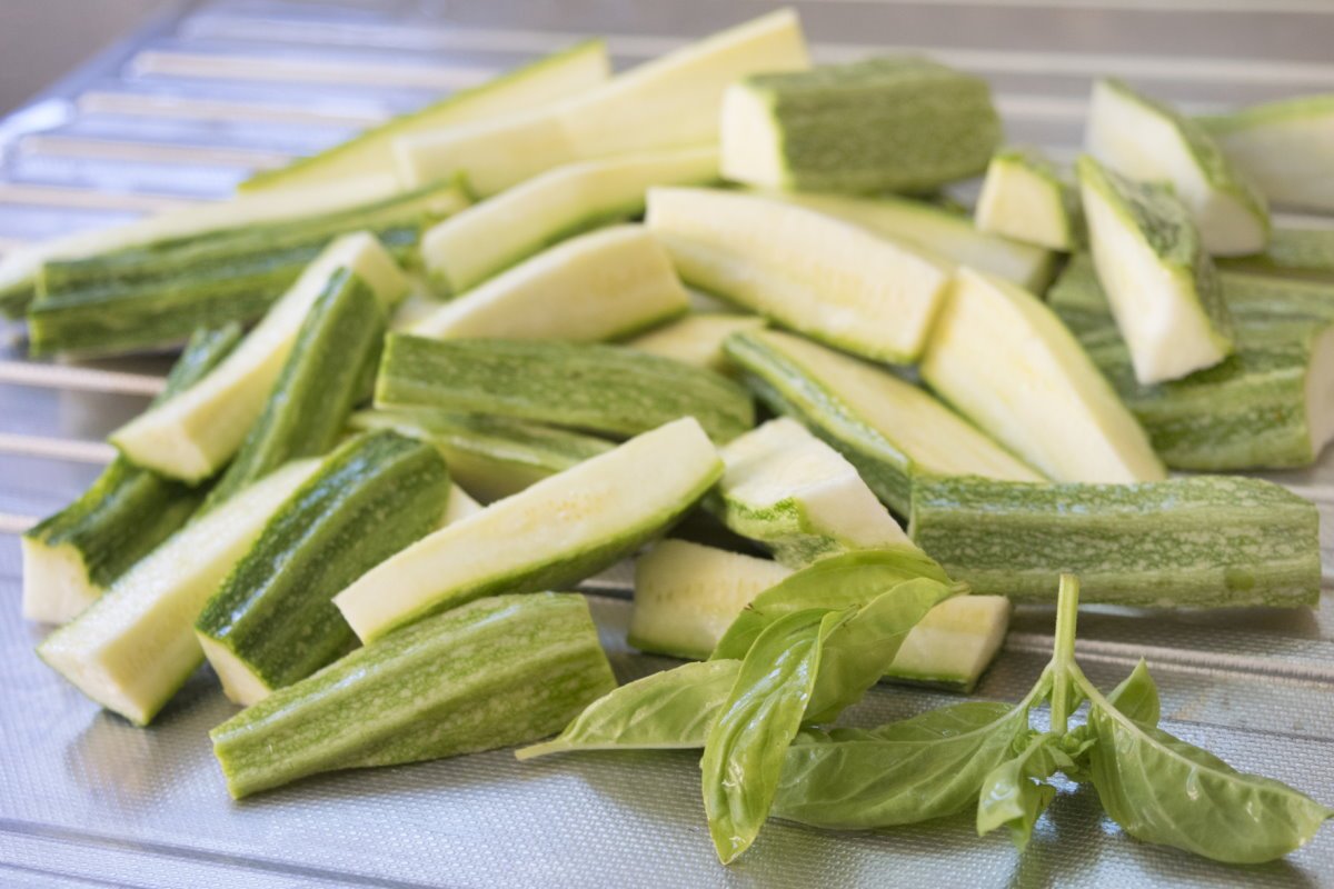 как запекать кабачки в духовке с сыром