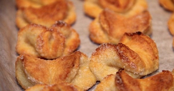 Если уж говорить о домашнем печенье, то я выбираю эти 5 рецептов! Пировать так пировать.