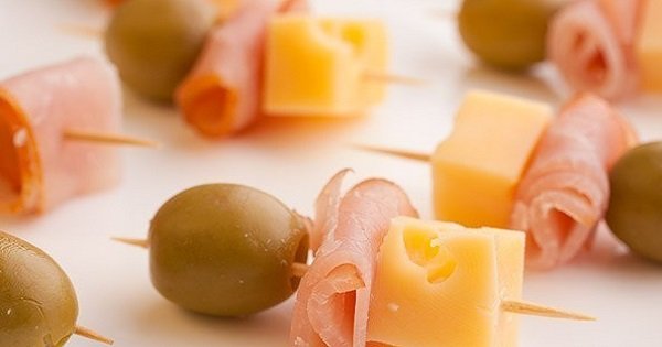 9 рецептов канапе для находчивых хозяек. Закуска, которую можно подавать к любому столу!