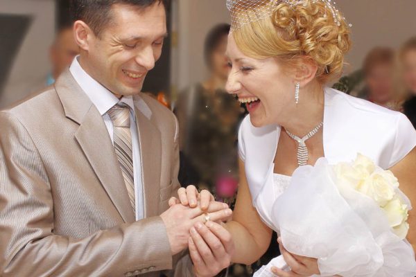 За какие грехи родственники не зовут на свадьбу