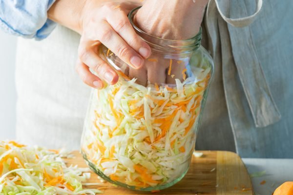 История о наглых родственниках, которые пришли в наш дом, раскритиковали нас и унесли банку с квашеной капустой