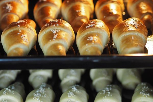 Незамужняя подруга печет такие рогалики, когда приглашает кавалера в гости