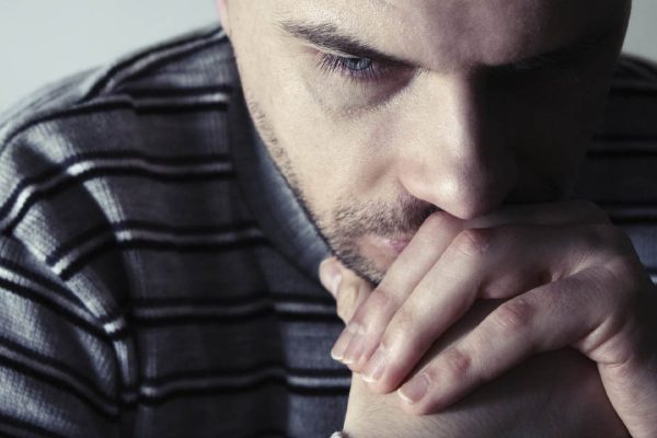 Плач мужа, который не замечал свою семью, пока не случилась беда с женой