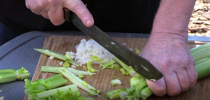 рулет на гриле