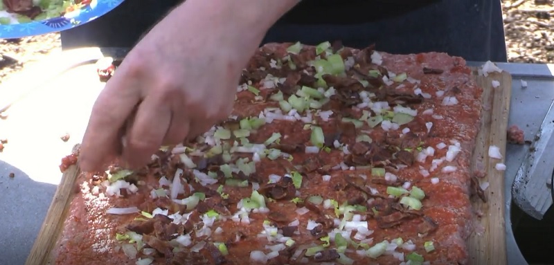 рулет на гриле