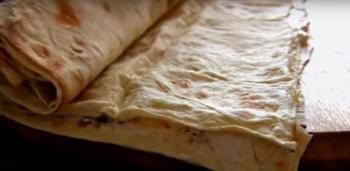вкусный рулет из лаваша