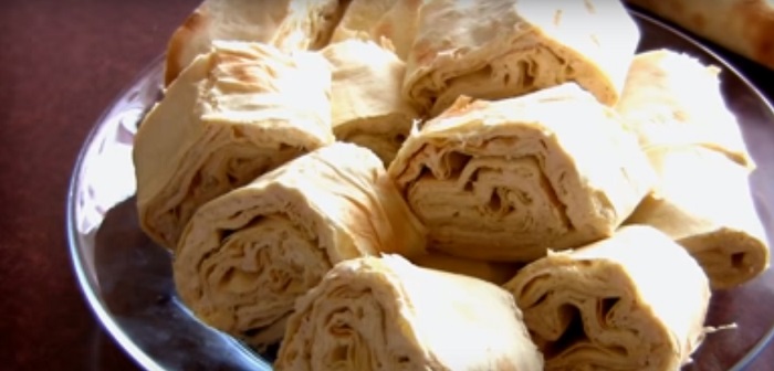 вкусный рулет из лаваша с курицей