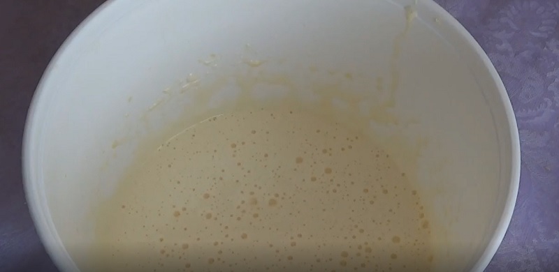 рулет с творогом бисквитный