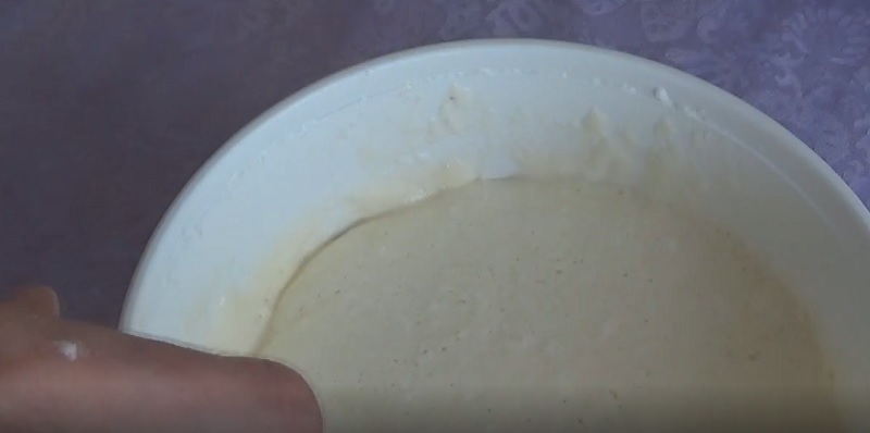 рулет с творогом бисквитный