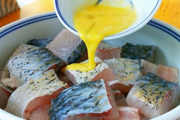 Почему не нужно жалеть масла, когда жаришь карпа