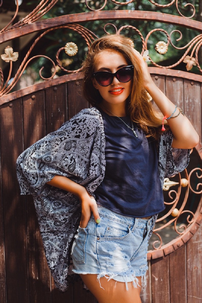 строгие шорты женские