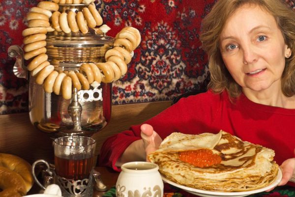 Когда начинать печь блины на Масленицу в 2021 году