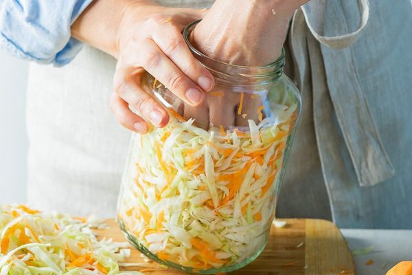 Без такой капусты домашние не хотят садиться за стол, маринад выпивают до дна