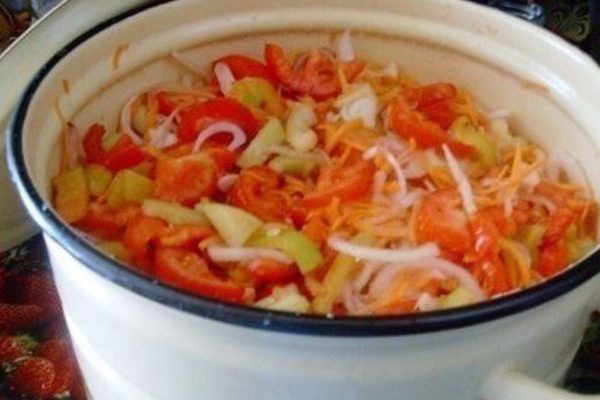 Приступаю к заготовкам на зиму, первым делом готовлю салат «Остряк»