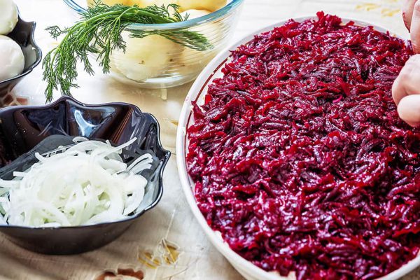 За что хозяйки променяли поднадоевшую «Шубу» на «Рубиновую»