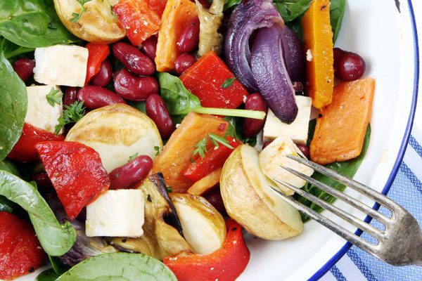 Варианты приготовления салата с фасолью и морковкой