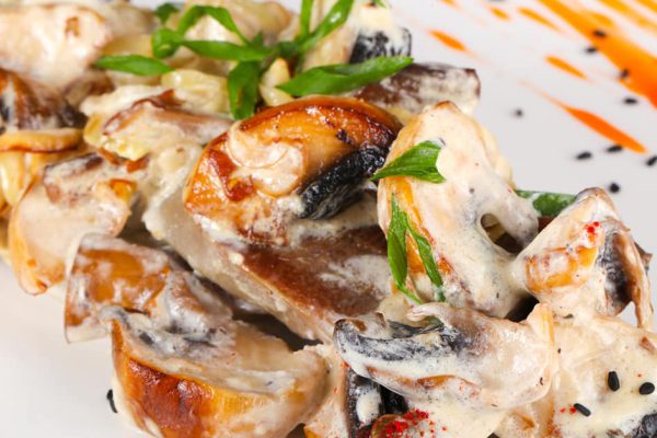 Инструкция по приготовлению салата с говядиной и грибами