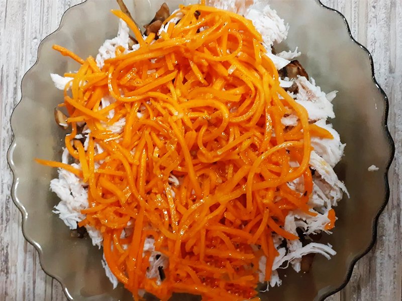 простой салат с корейской морковью