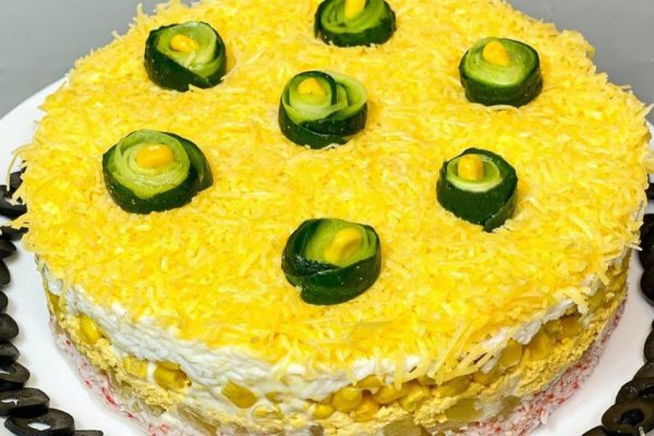 Какой салат гораздо лучше классического крабового и как его приготовить