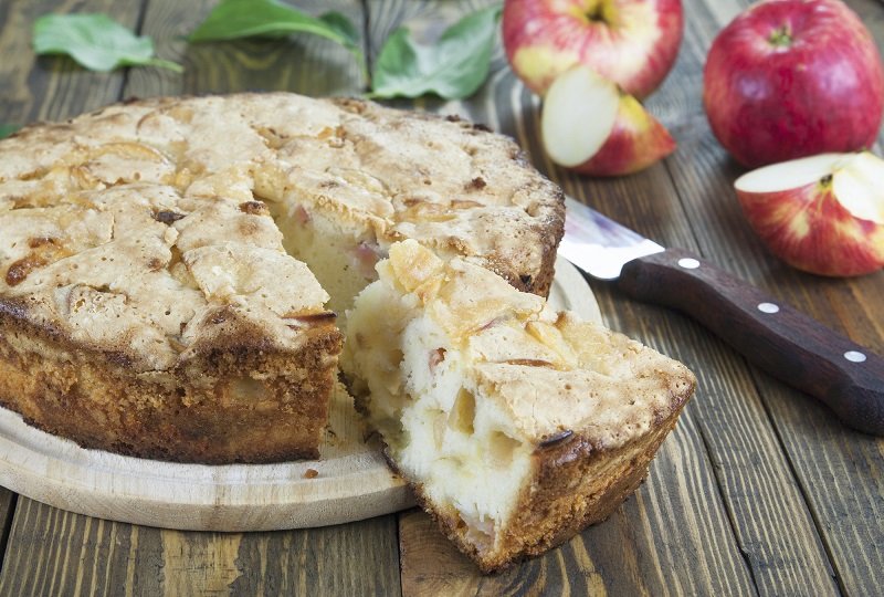 Как приготовить шарлотку с фаршированными яблоками Вдохновение,Кулинария,Пироги,Шарлотка,Яблоки,Ягоды