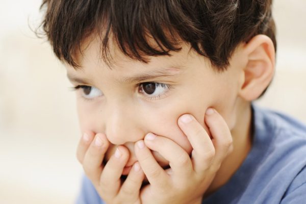 Почему не нужно оставлять ребенка надолго одного