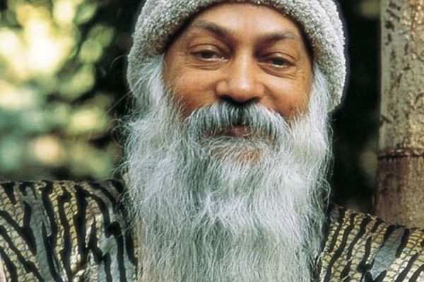 Про что нельзя болтать с друзьями, предостерегает Ошо