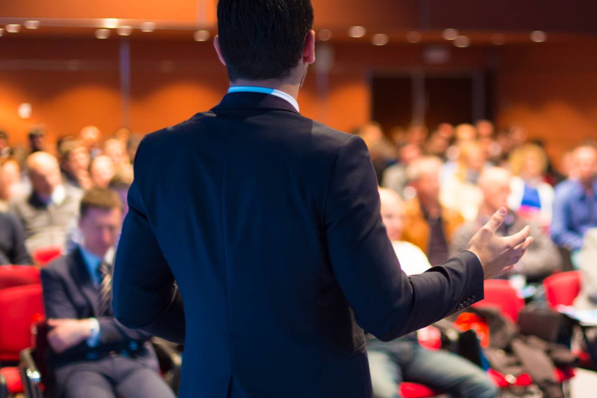 самый богатый человек в мире 2023