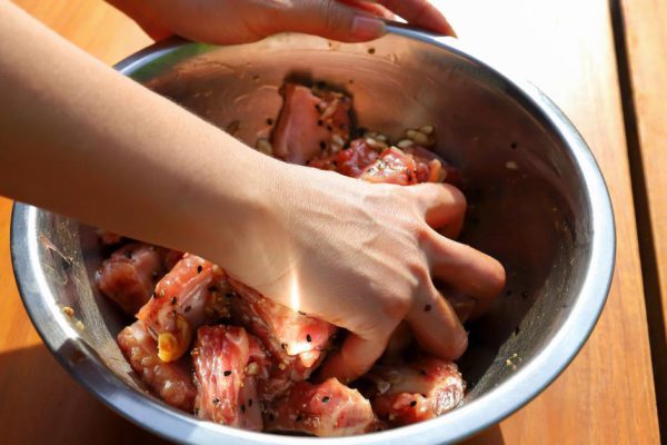 Быстрый способ приготовления шашлыка от Сергея Мартиросяна