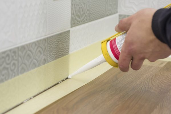 Для чего кольцо на тюбике с силиконом