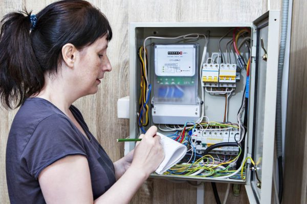 Приборы, которые воруют наше электричество лучше пронырливых соседей