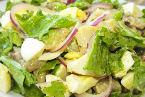 Французский салат «Бесстыдница», который хорошо заходит, когда оливье надоел