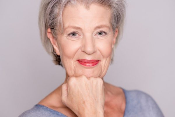 Супруг умоляет взять с собой в отпуск свекровь, уверена, что отдых будет омрачен