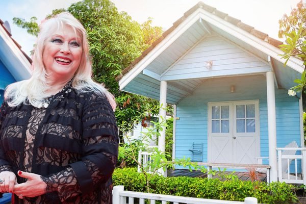 При жизни Ирина Мирошниченко вложила всю душу в свой домик в Подмосковье, как он выглядит сейчас