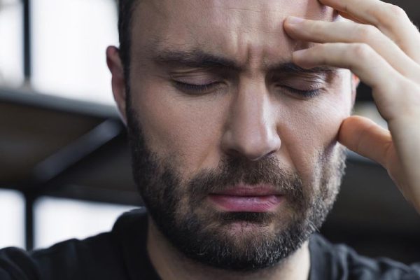 Крест мужа, у которого еще одна семья на стороне