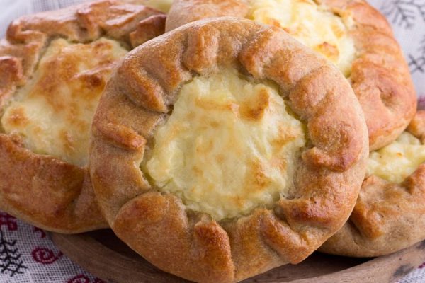 Как приготовить шаньги с картофелем