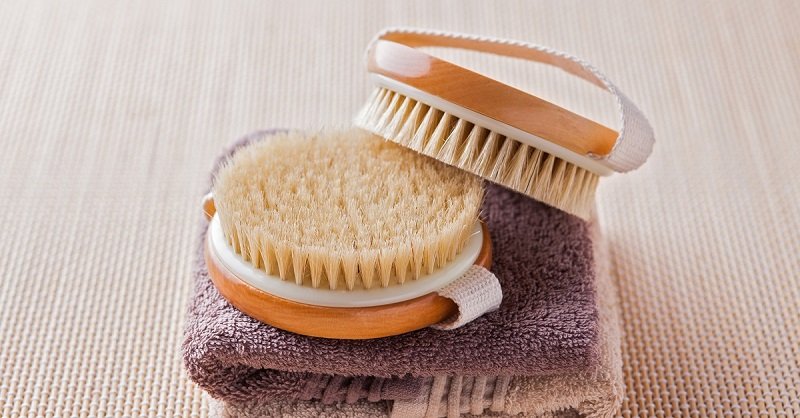 сухой массаж тела