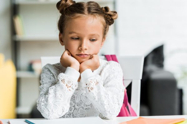 Почему школа вынуждает родителей учиться с детьми и как с этим быть