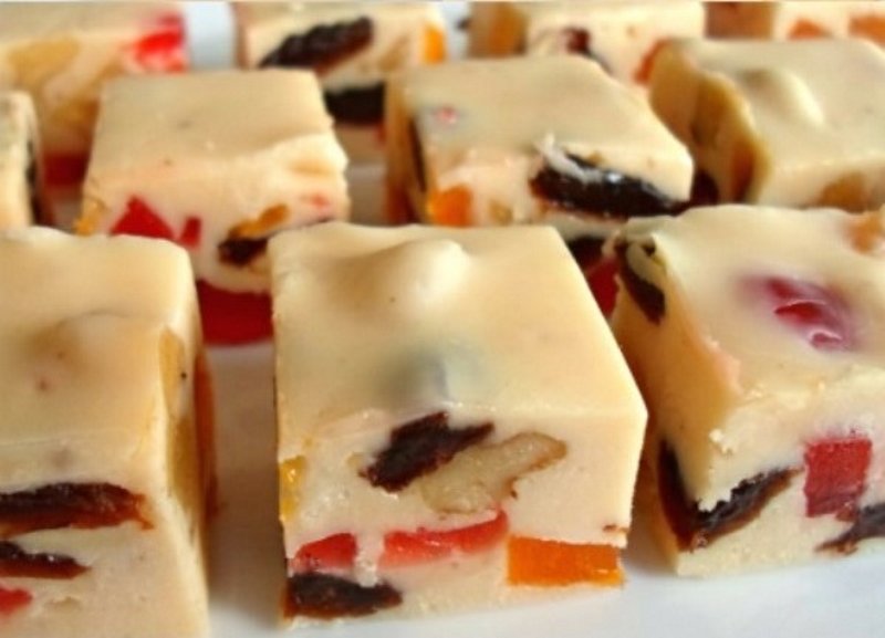 легкий десерт со сгущенкой