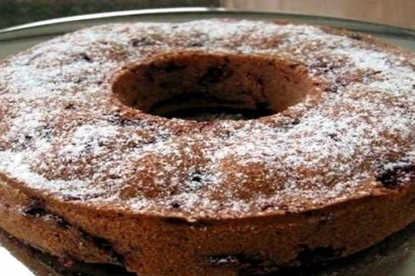 Ароматный кекс со сливой. Блюдо, в которое я влюбился раз и навсегда.