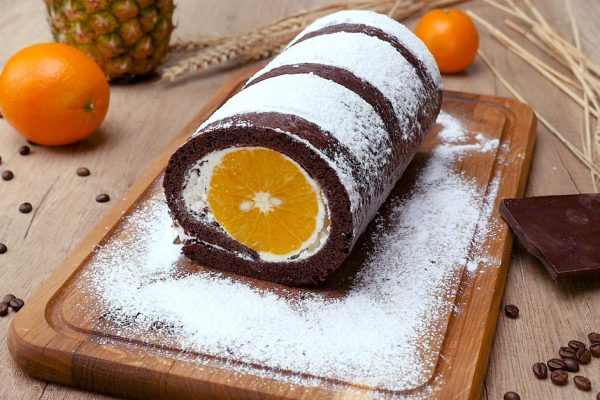 Как приготовить шоколадный рулет с мандаринами