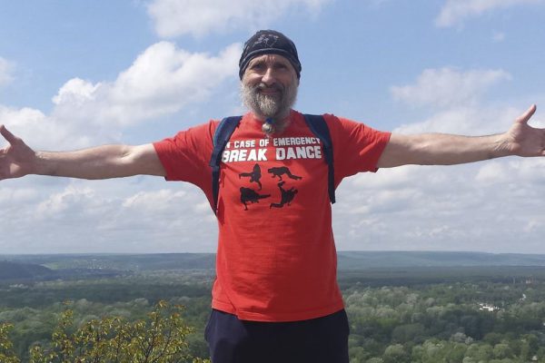 Записала 67-летнюю маму в «Школу долголетия», потому что она боится своих последних дней