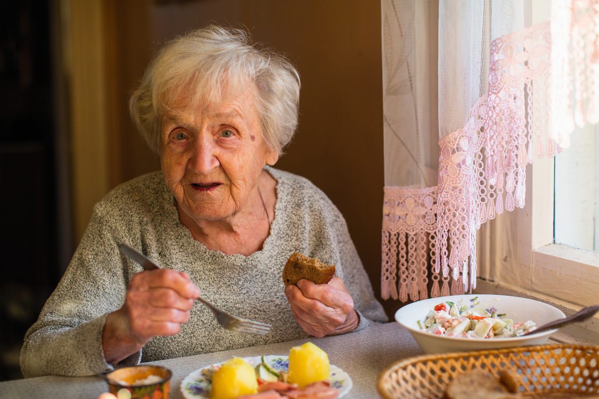 Можно ли отпускать бабушку в 85 лет жить отдельно бабушка, хозяйка, знакомой, только, бабушку, жизни, решила, чтобы, бабуля, разные, когда, буквально, пожилой, хорошо, просто, самом, Знакомая, привыкли, общем, каморку