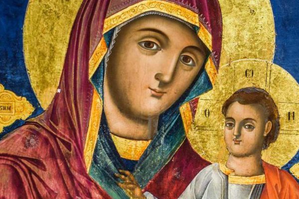 В эти трудные и неспокойные времена молюсь лишь о том, чтобы Господь защитил моих детей