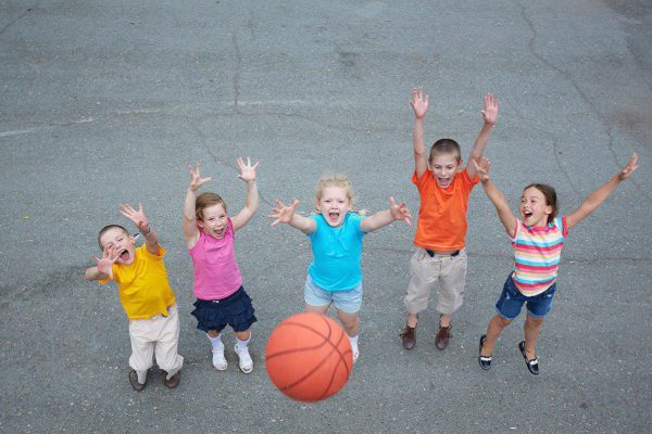 Как справляется со своими обязанностями многодетная мама